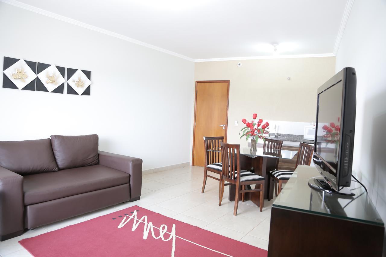 Beira Lago Palace Hotel Morrinhos  Exterior photo